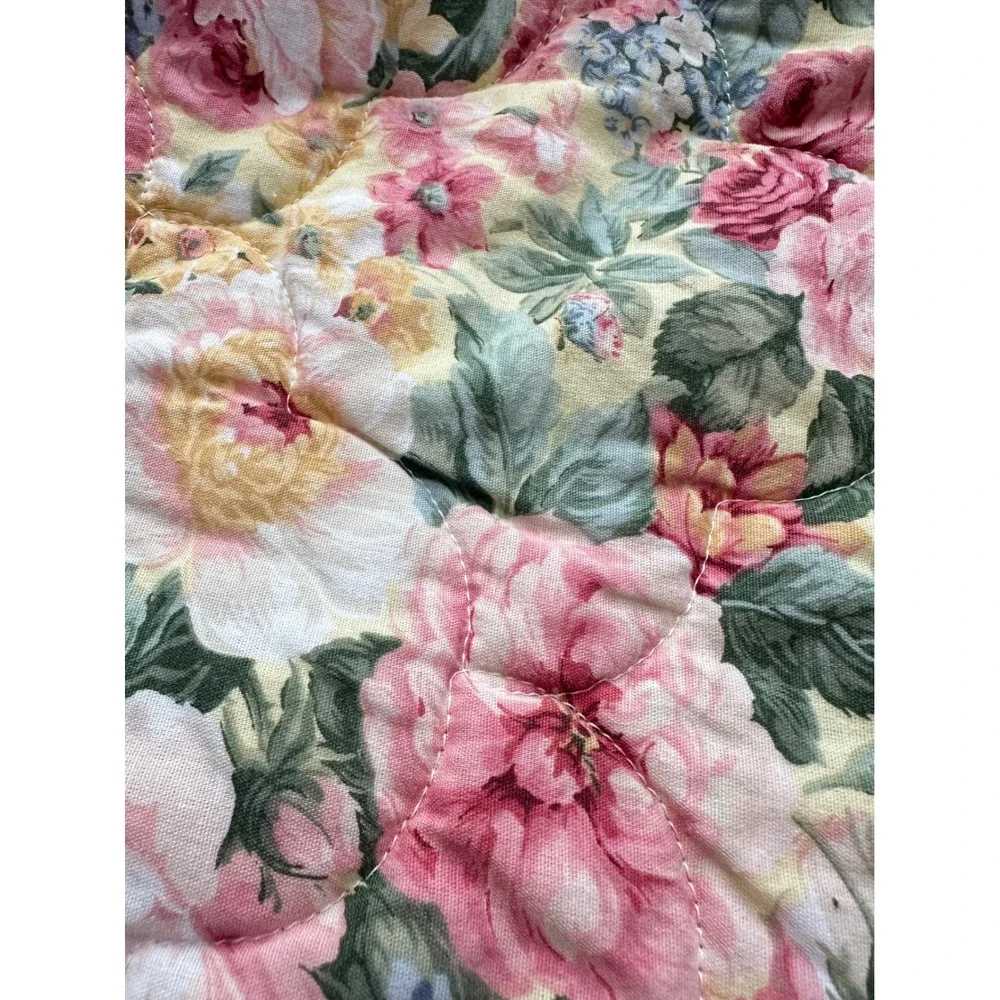 Vintage Croscill Coventry Queen Floral Coverlet 2 Shams Bedskirt Cottagecore